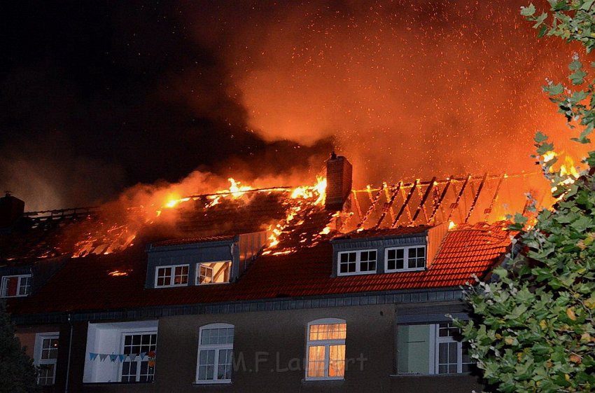 Feuer 4 Koeln Ehrenfeld Lansstr P019.jpg